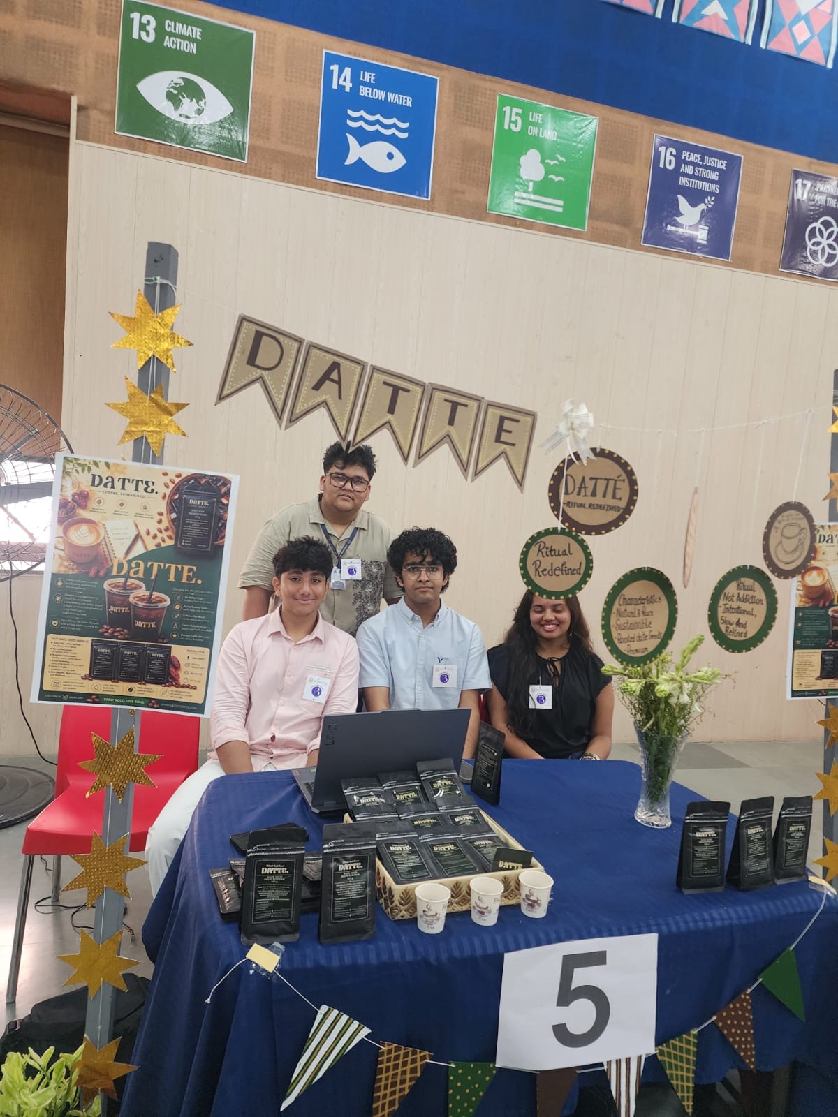 Students at the Pitch and Profit event